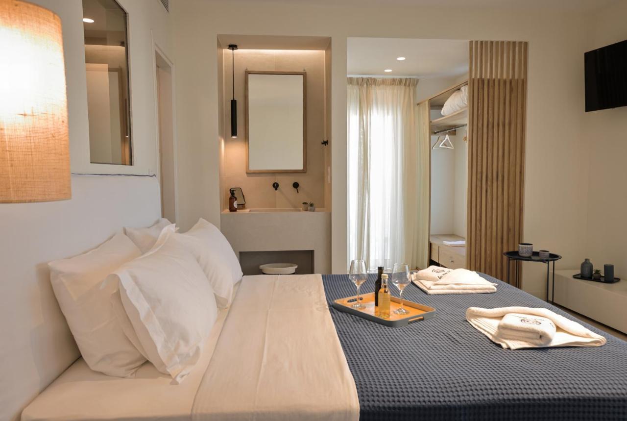 La Mer Bleue Boutique Suite Vrachati Exterior photo
